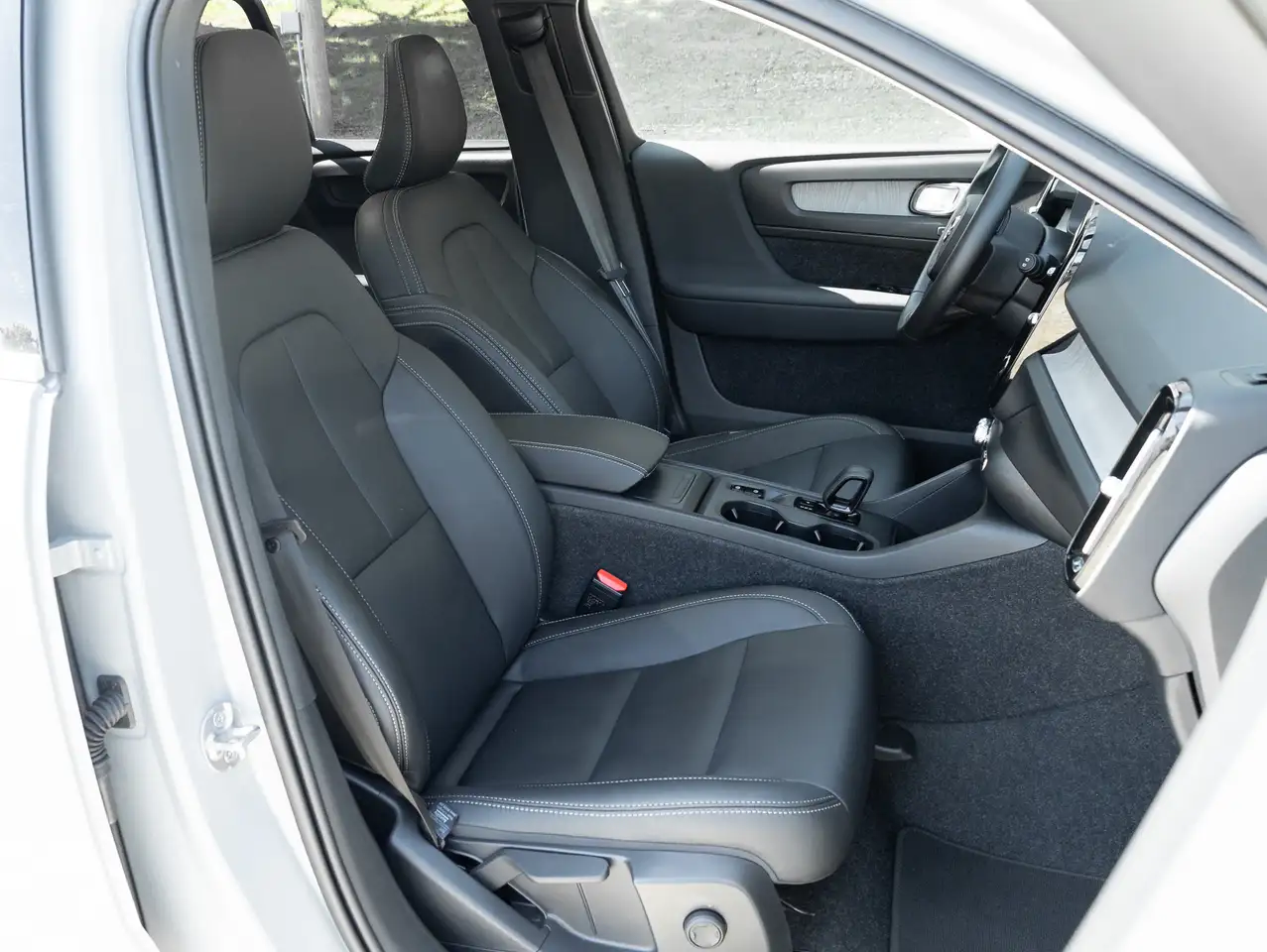 Volvo XC40 photo Volvo XC40