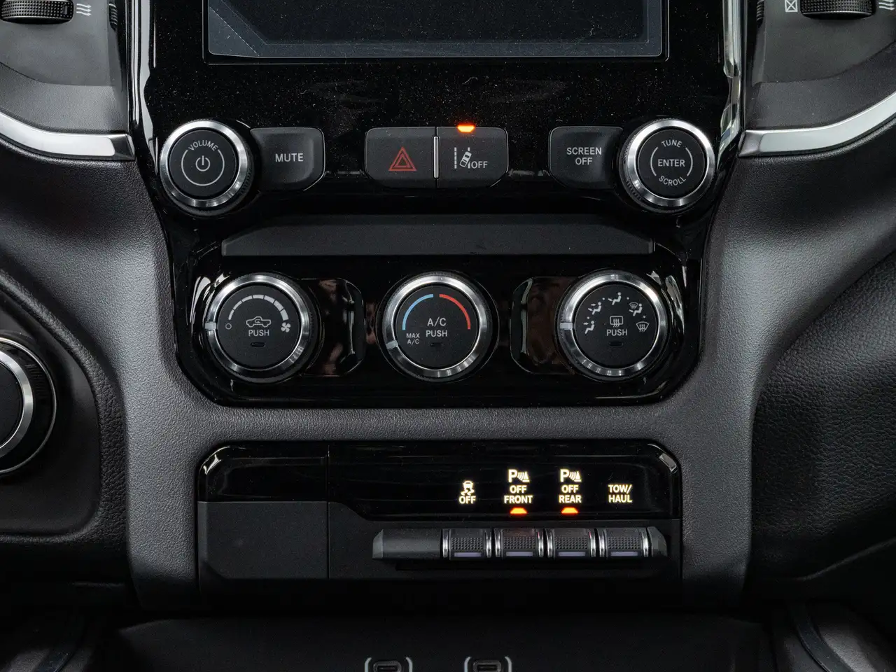 RAM 1500 fotografie RAM 1500