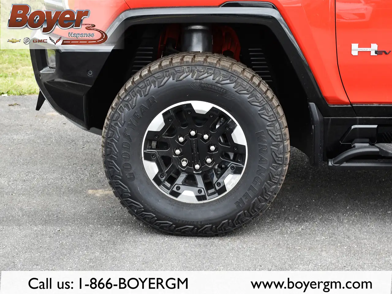 GMC HUMMER EV SUV photo GMC HUMMER EV SUV