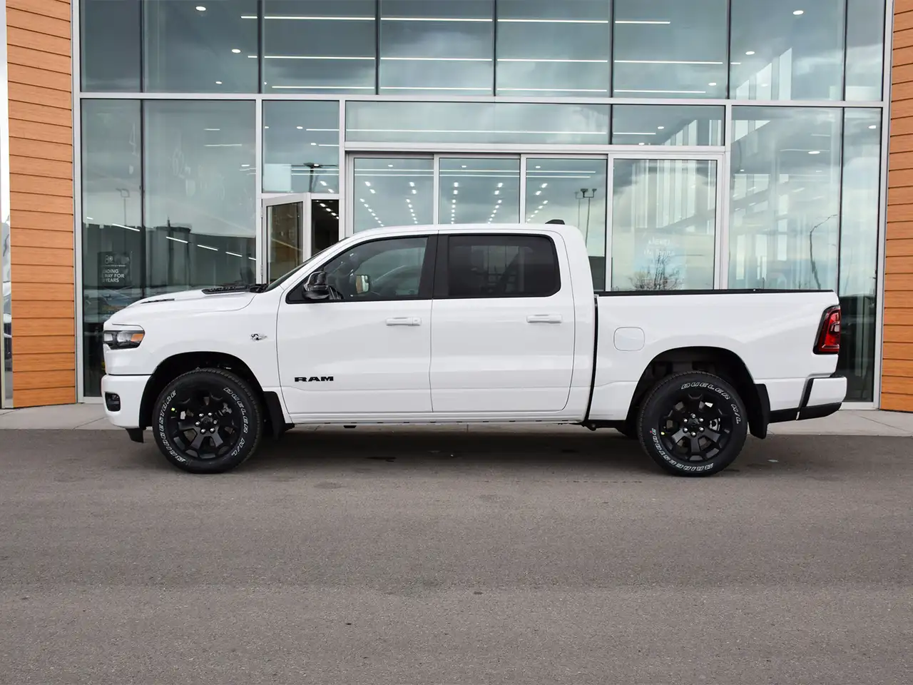 RAM 1500 photo RAM 1500