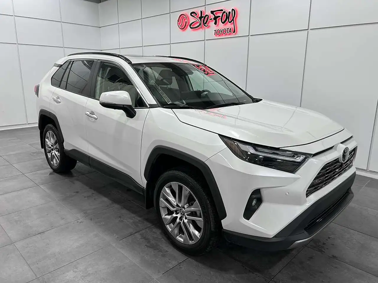 2023 Toyota RAV 4