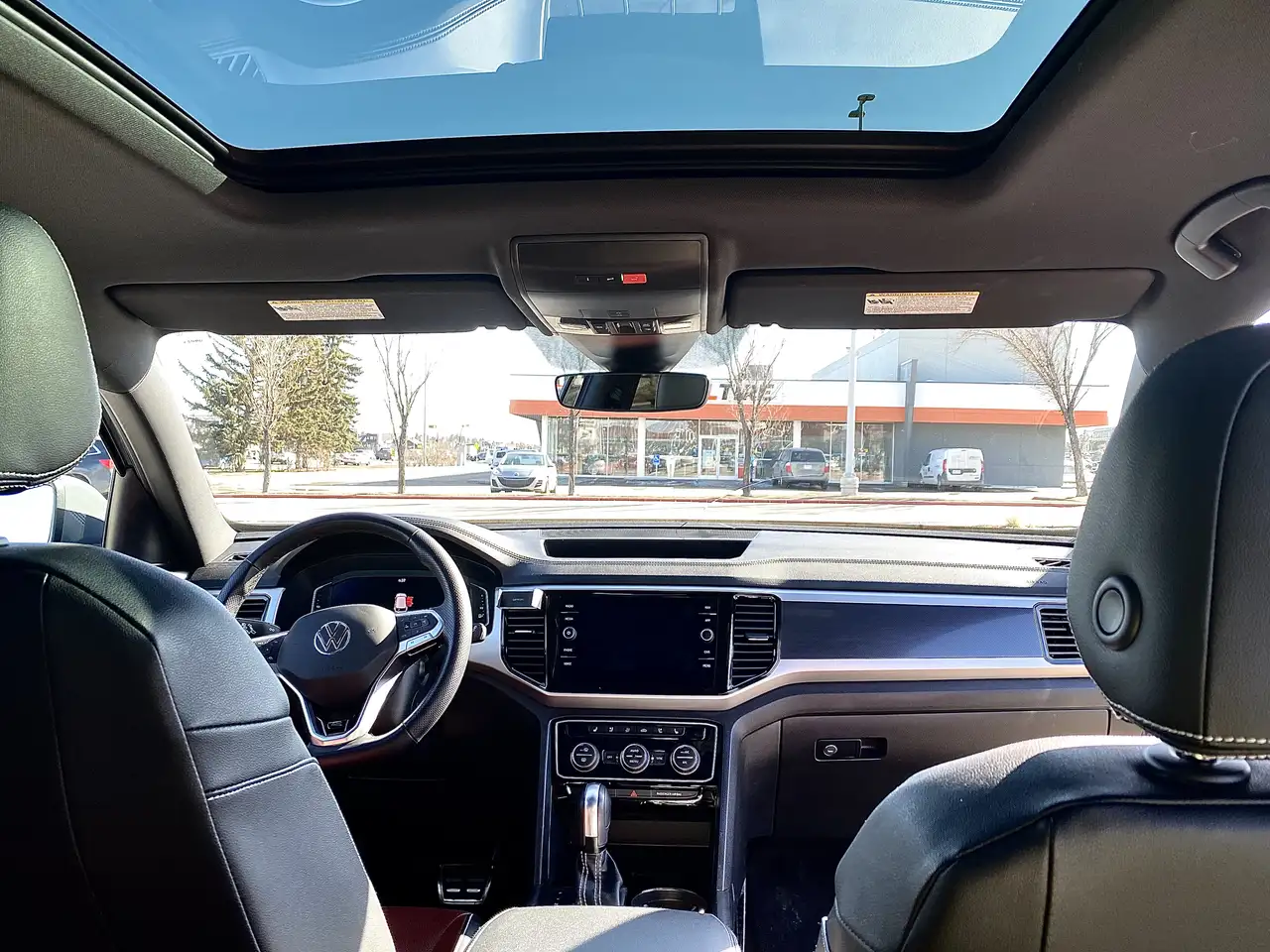 Volkswagen Atlas снимка Volkswagen Atlas