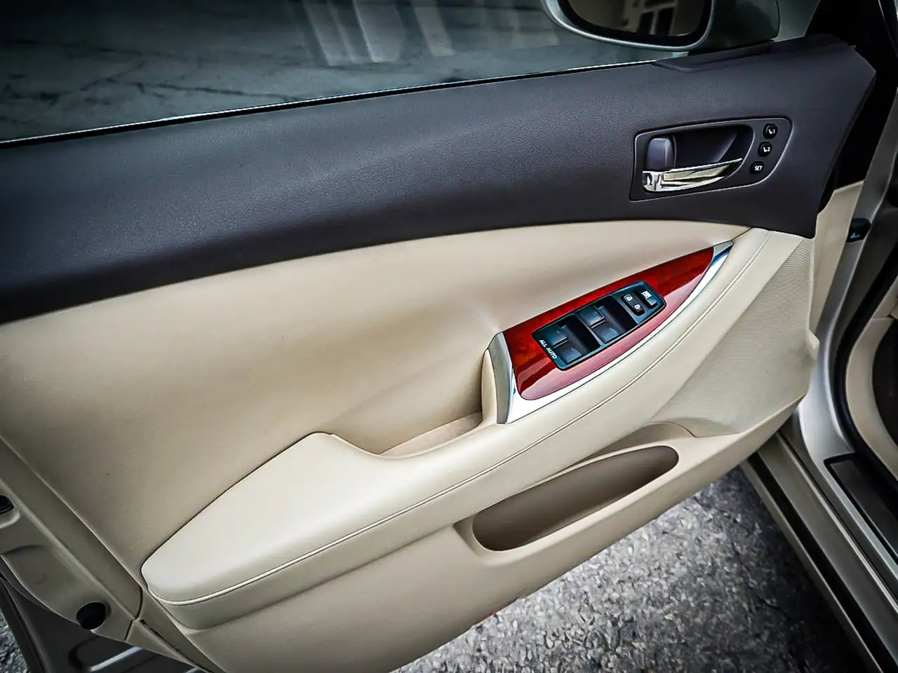 Lexus ES photo Lexus ES