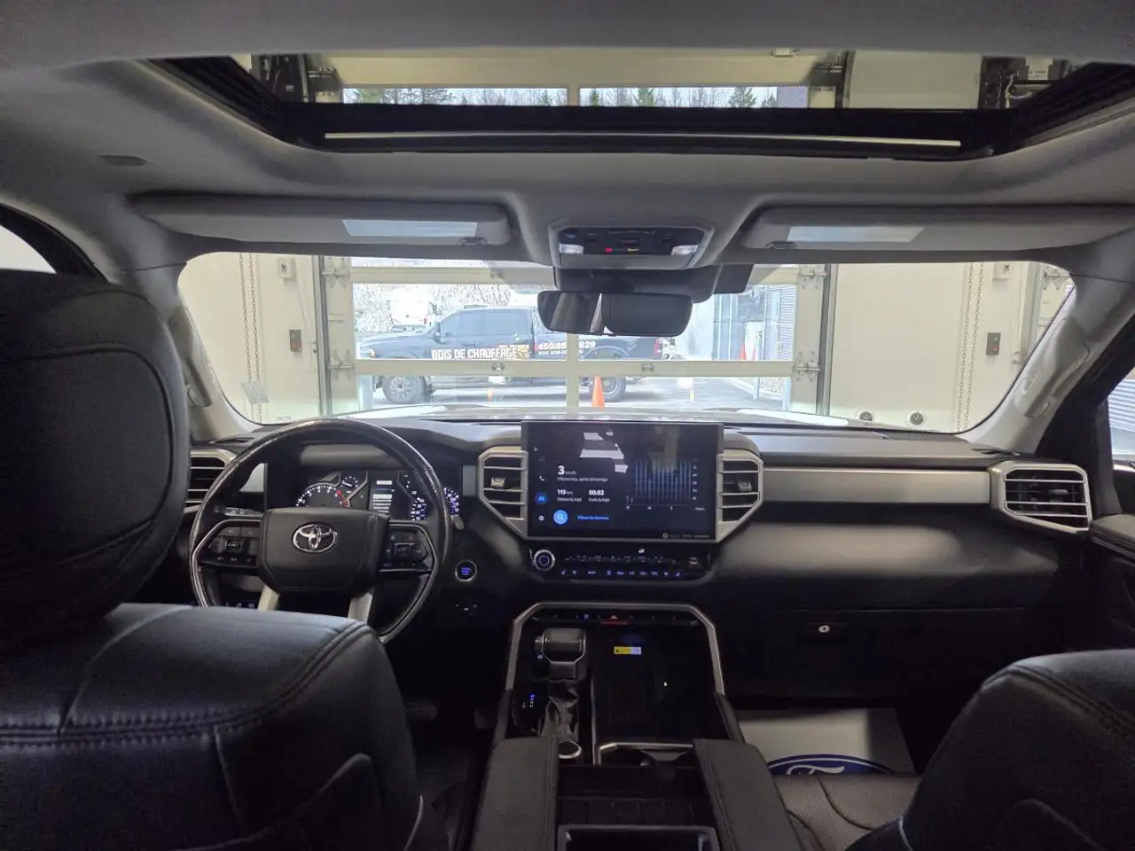 Toyota Tundra снимка Toyota Tundra