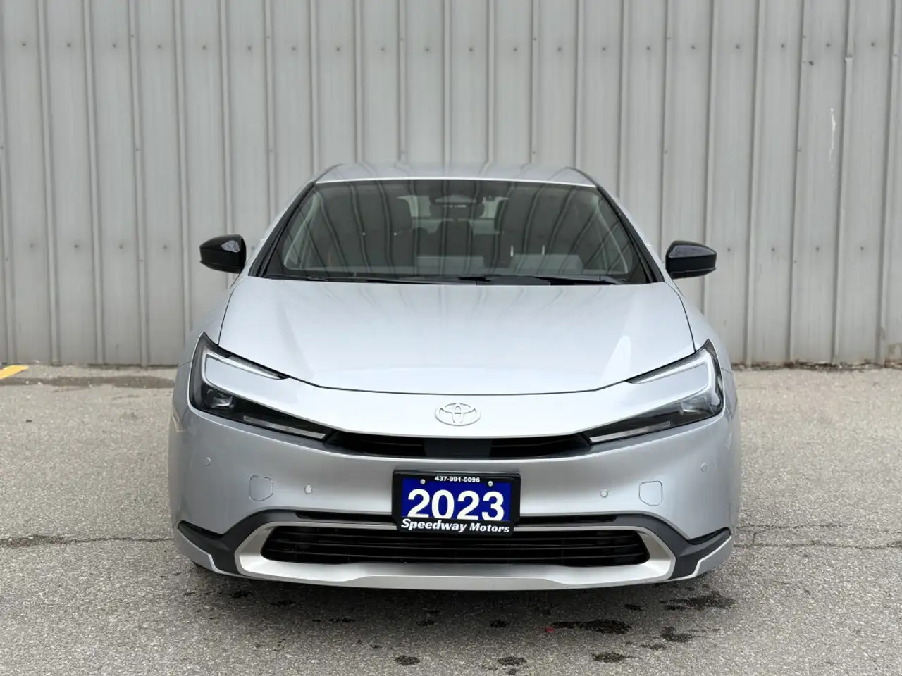 Toyota Prius Prime снимка Toyota Prius Prime
