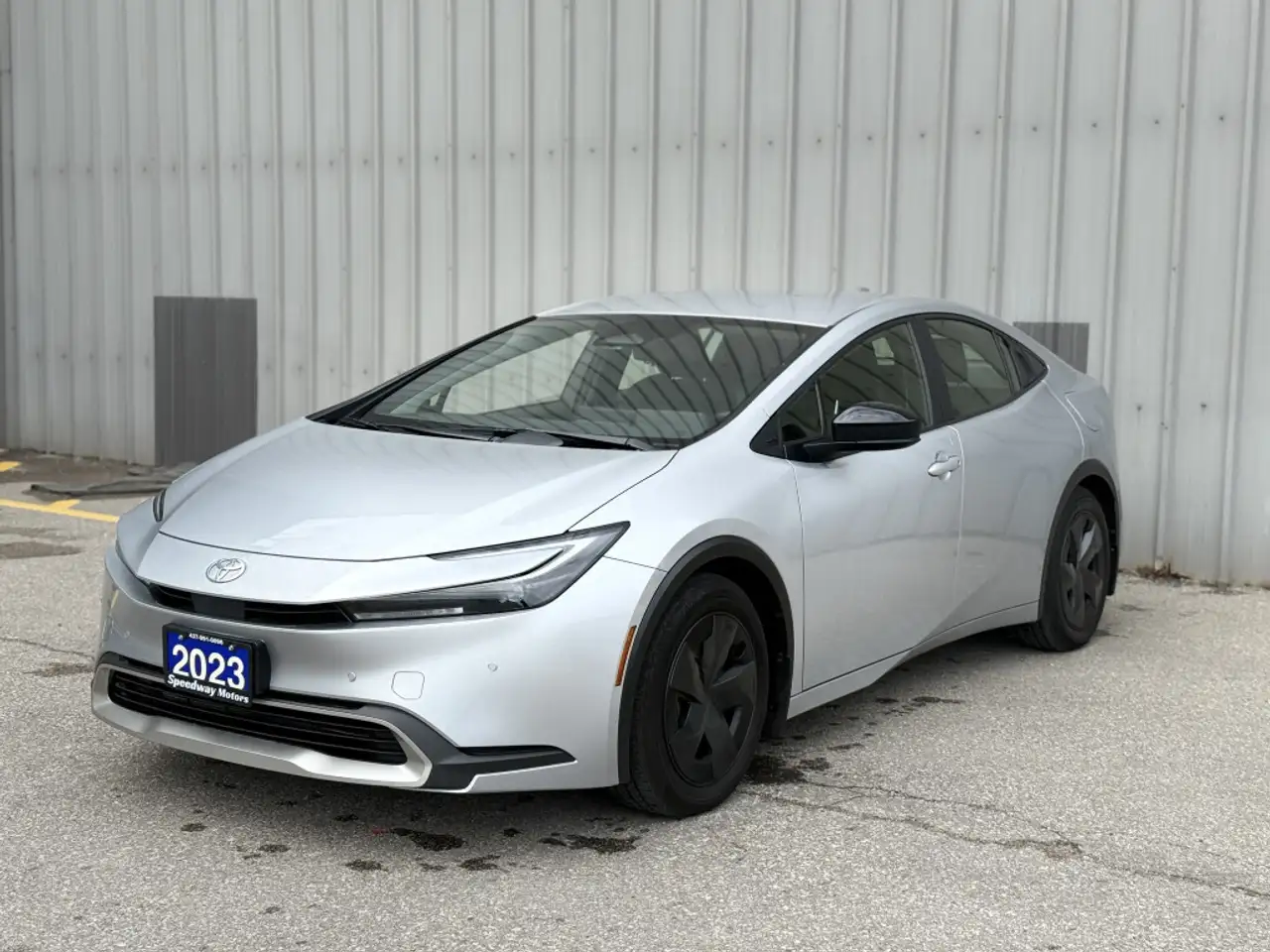 Toyota Prius Prime снимка Toyota Prius Prime