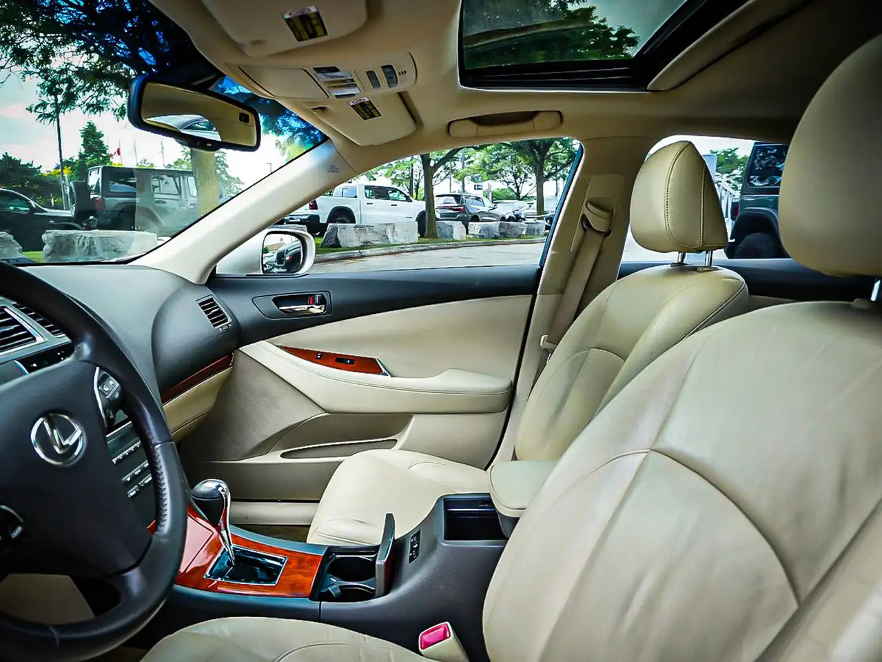 Lexus ES photo Lexus ES