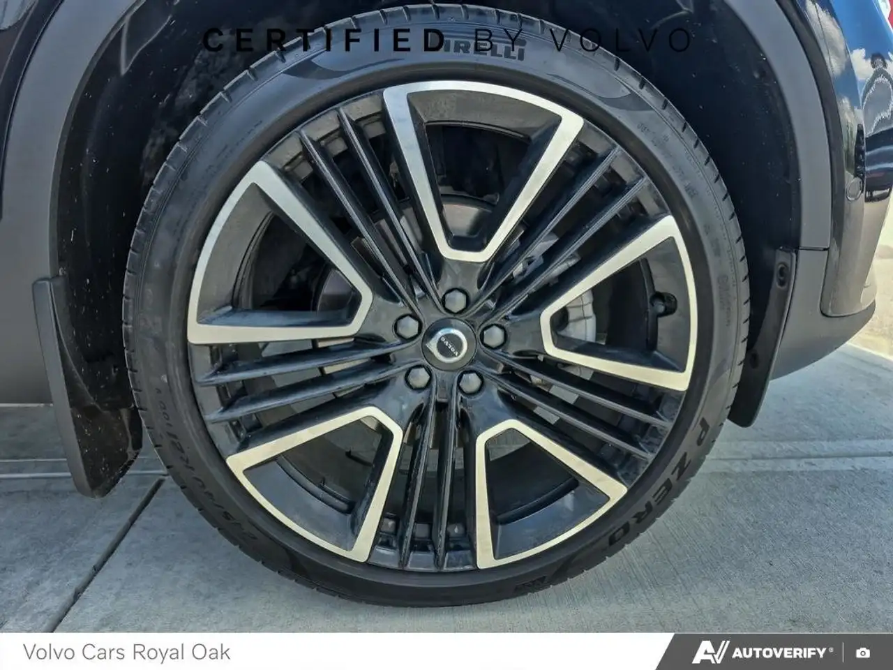 Volvo XC40 photo Volvo XC40