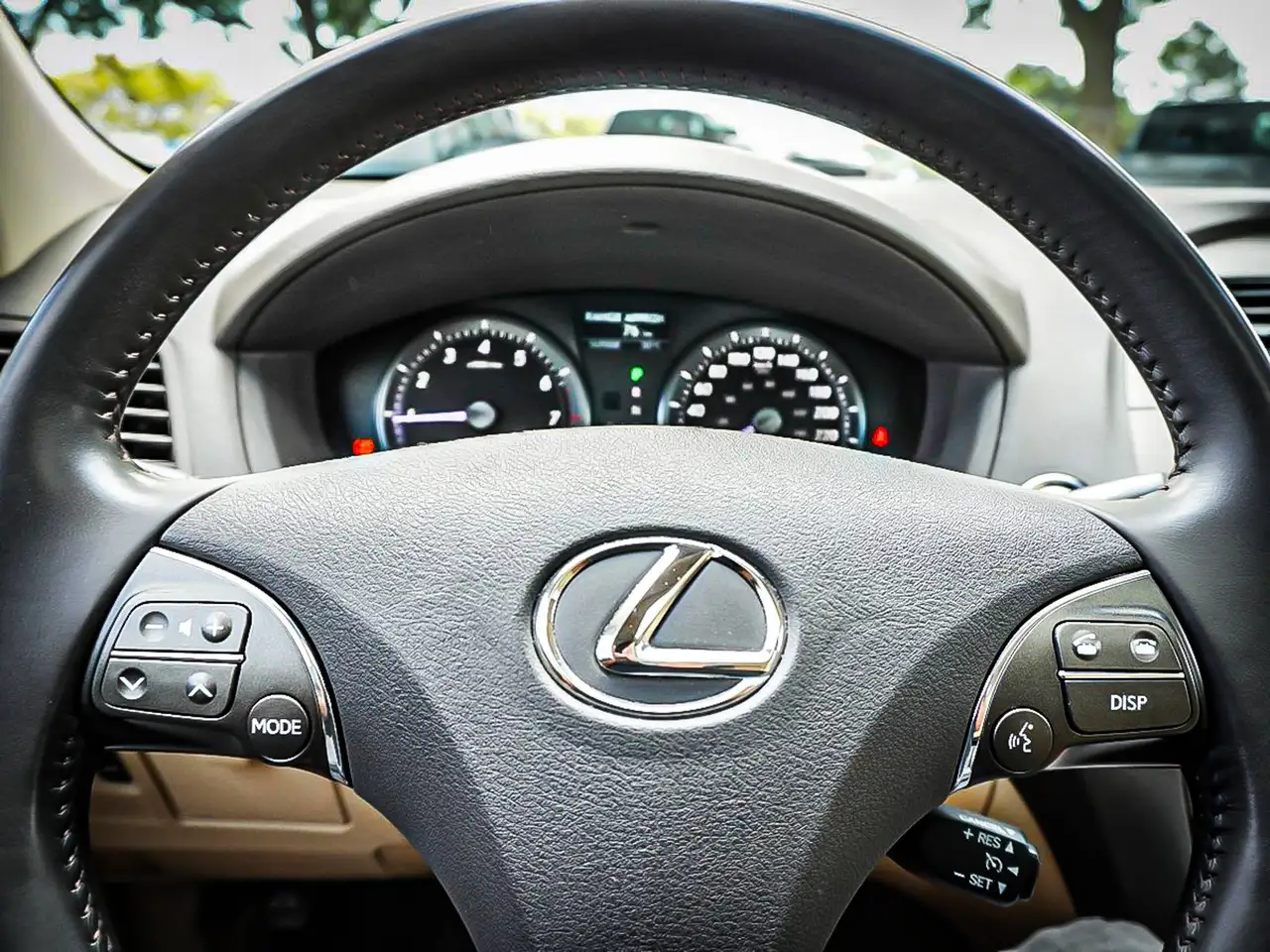 Lexus ES photo Lexus ES
