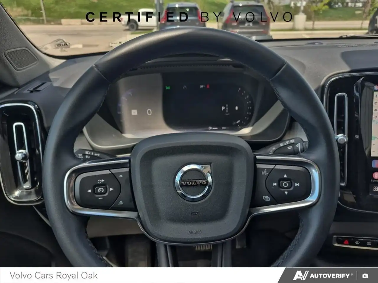 Volvo XC40 photo Volvo XC40