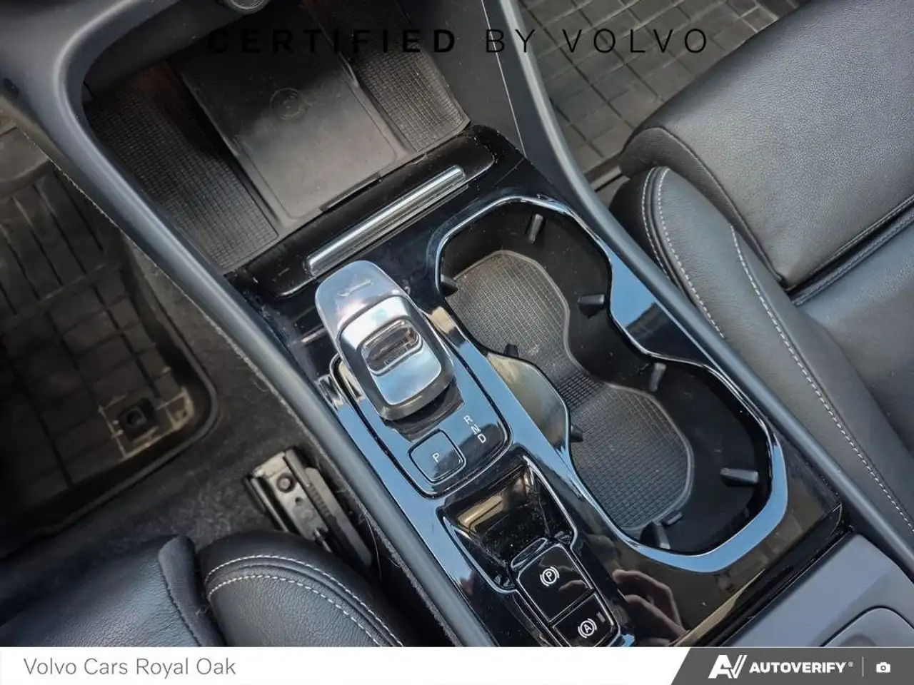 Volvo XC40 photo Volvo XC40