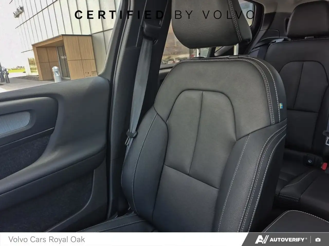 Volvo XC40 photo Volvo XC40