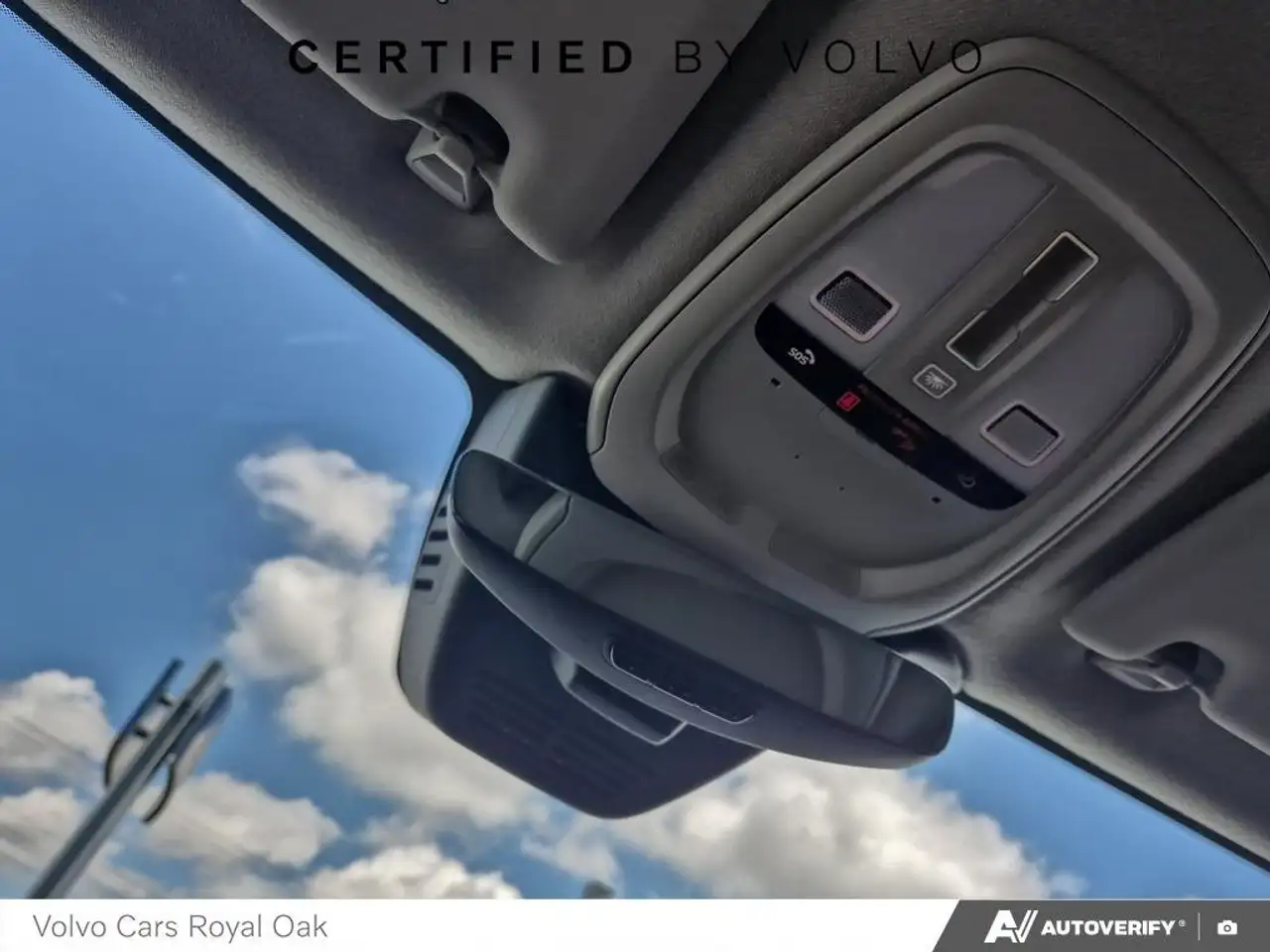 Volvo XC40 photo Volvo XC40