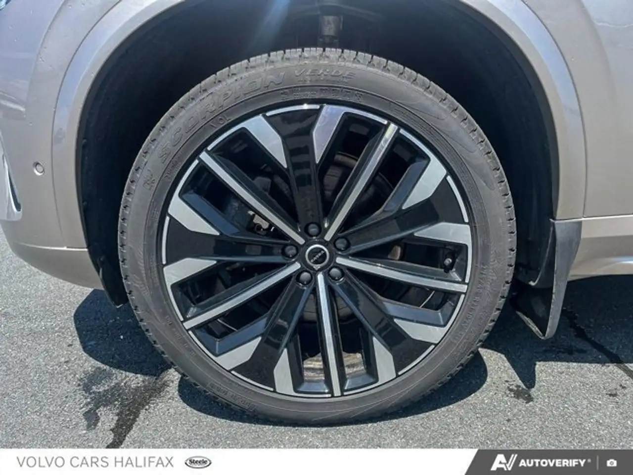 Volvo XC90 photo Volvo XC90