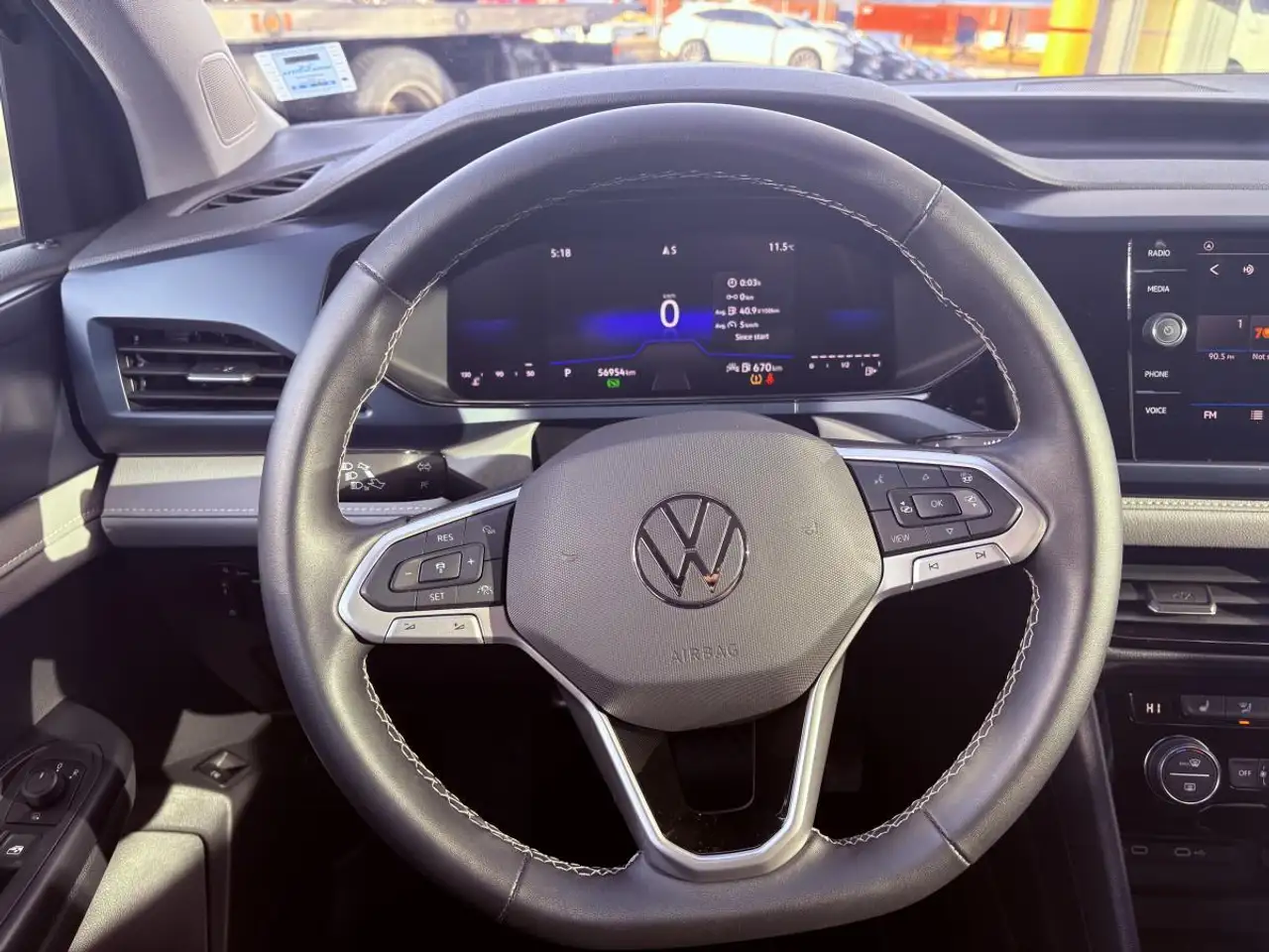 Volkswagen Taos снимка Volkswagen Taos