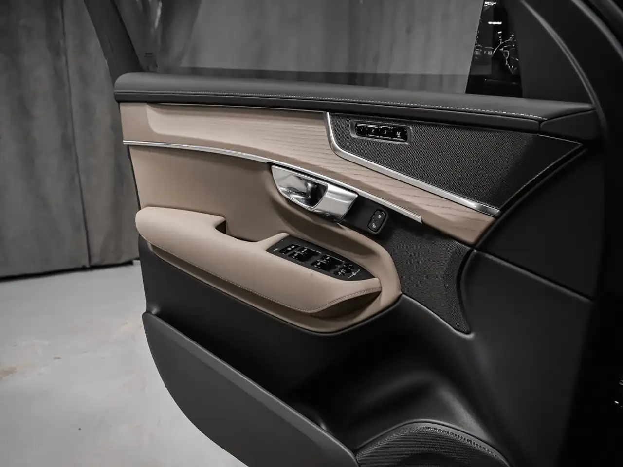 Volvo XC90 снимка Volvo XC90