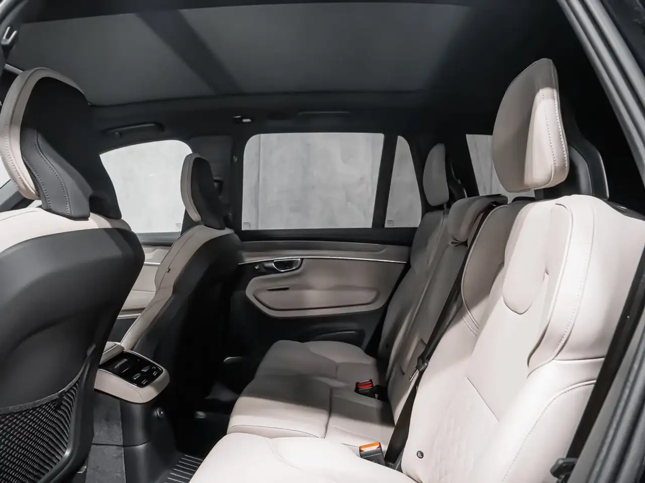 Volvo XC90 снимка Volvo XC90