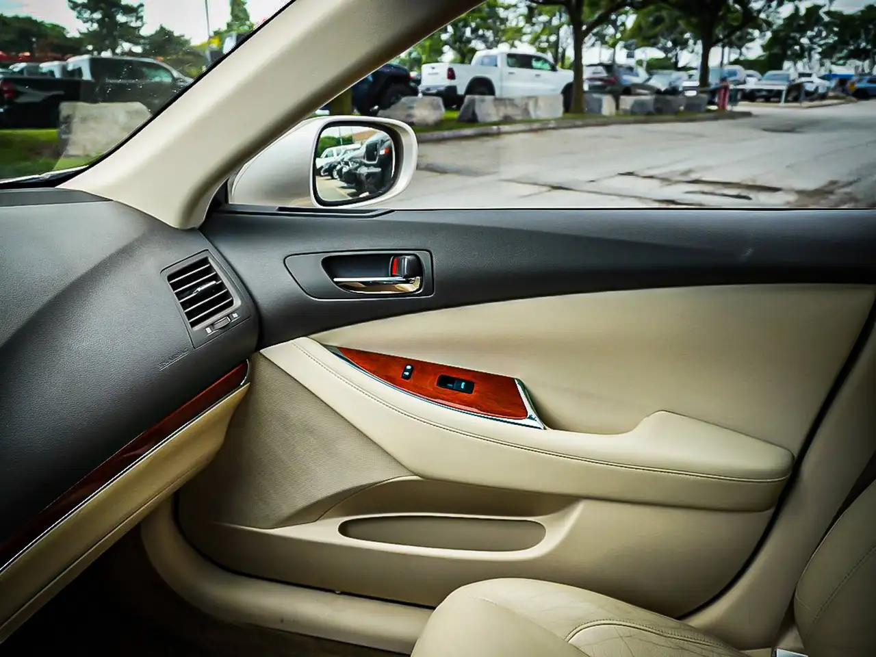 Lexus ES photo Lexus ES