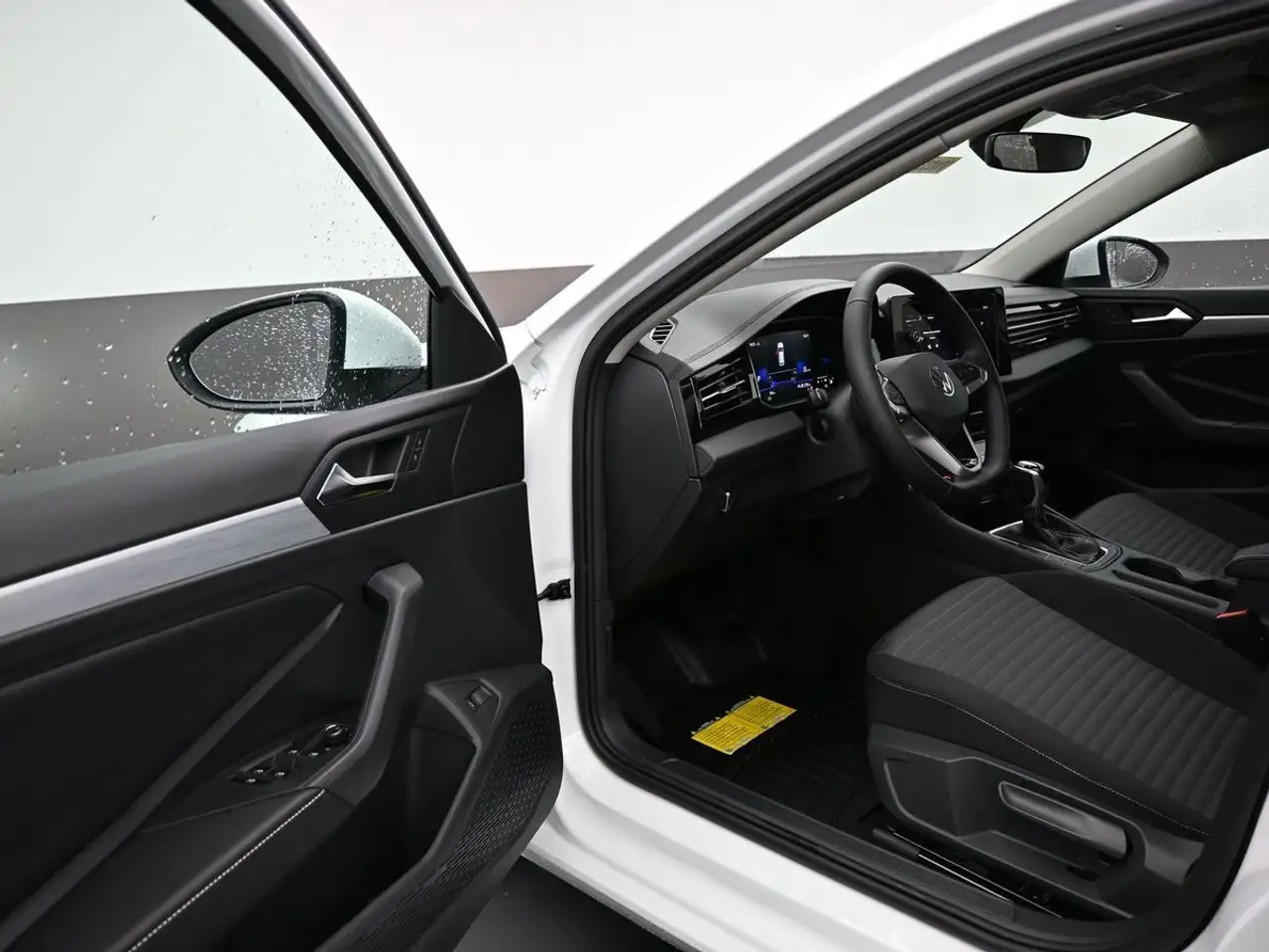 Volkswagen Jetta снимка Volkswagen Jetta