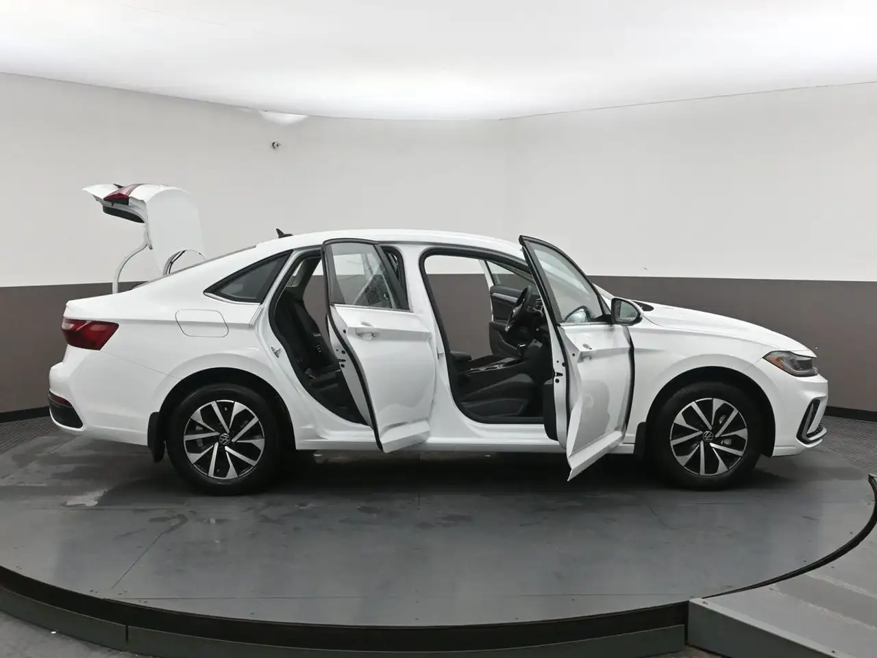 Volkswagen Jetta снимка Volkswagen Jetta