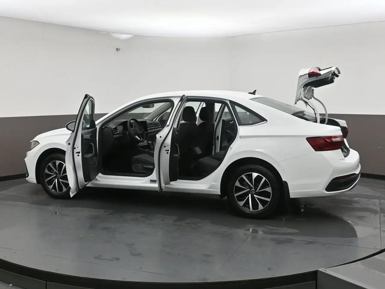Volkswagen Jetta снимка Volkswagen Jetta