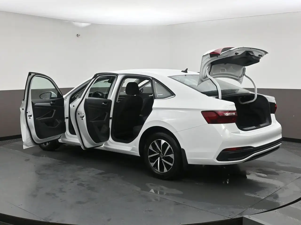Volkswagen Jetta снимка Volkswagen Jetta