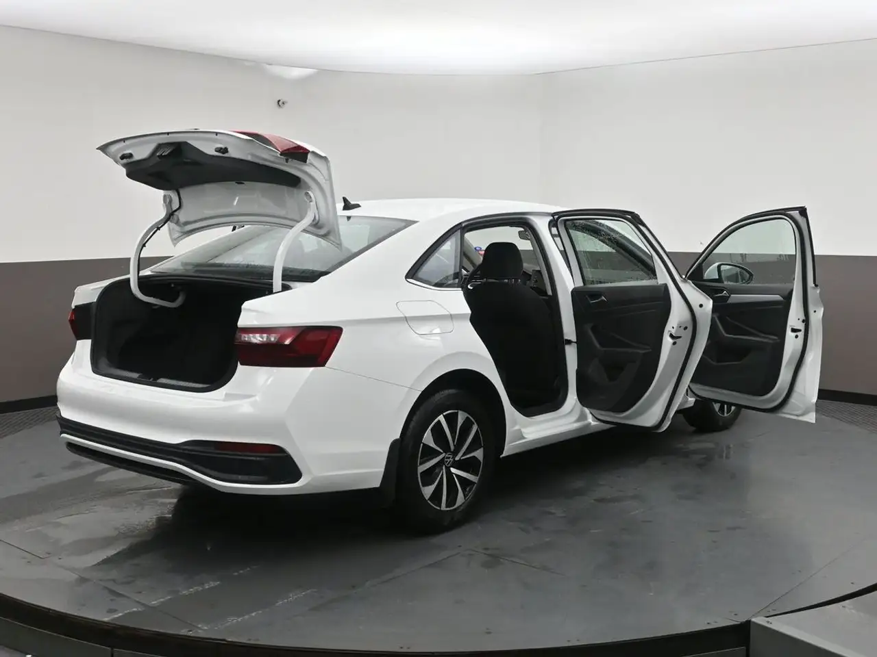 Volkswagen Jetta снимка Volkswagen Jetta