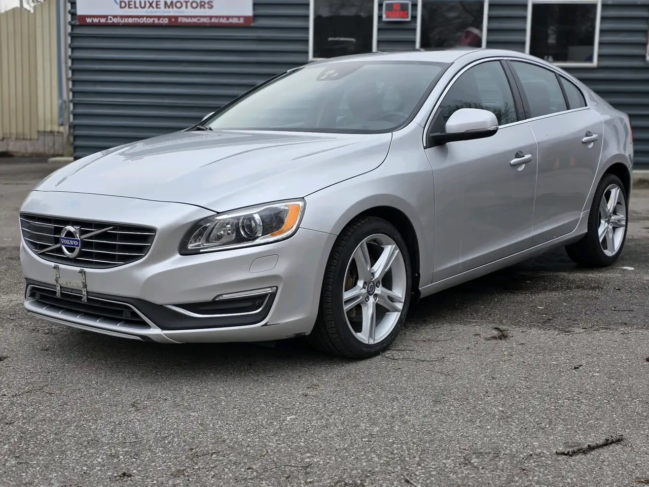 Volvo S60 снимка Volvo S60