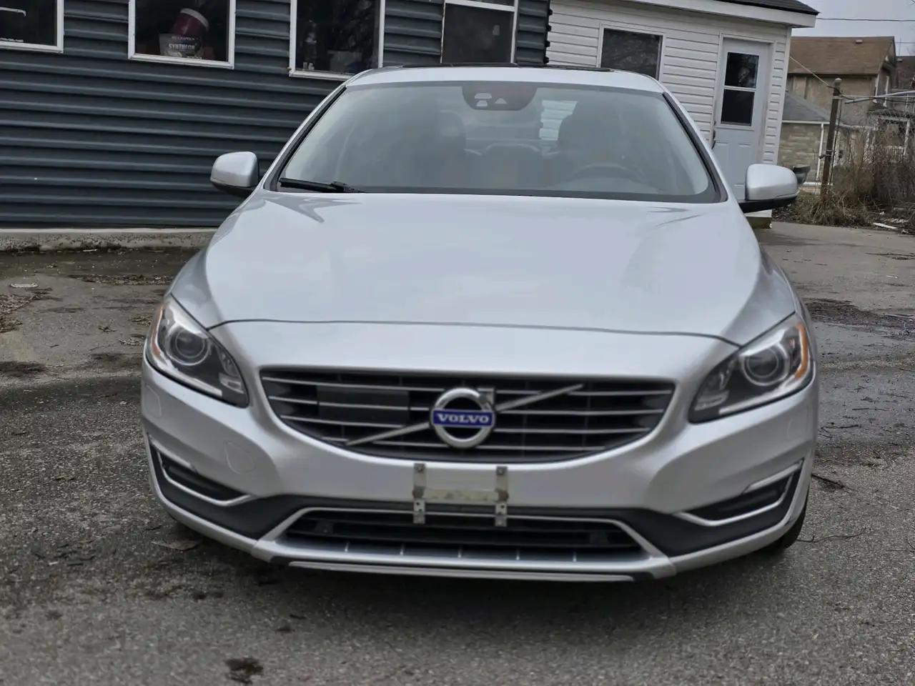 Volvo S60 снимка Volvo S60