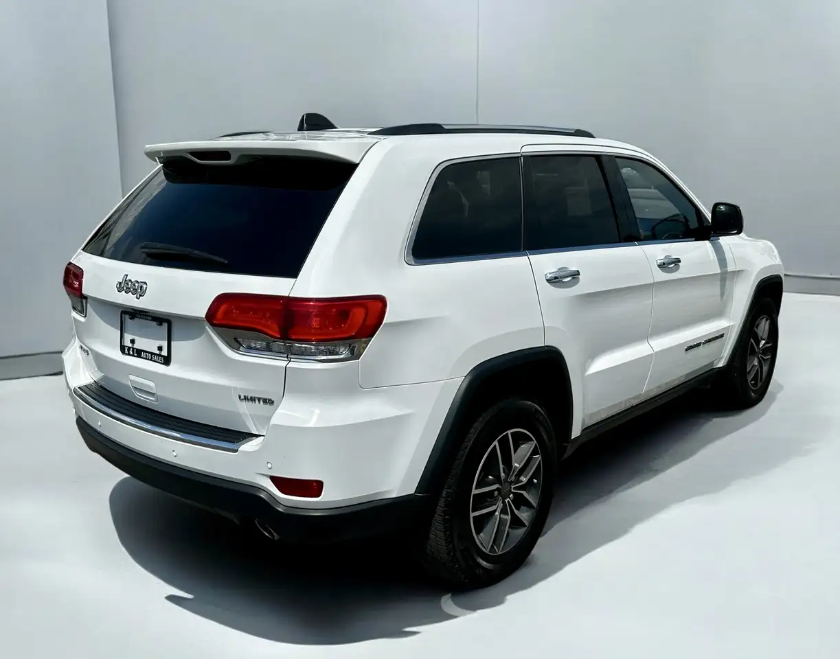 Jeep Grand Cherokee снимка Jeep Grand Cherokee