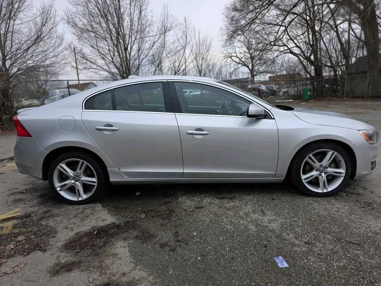 Volvo S60 снимка Volvo S60