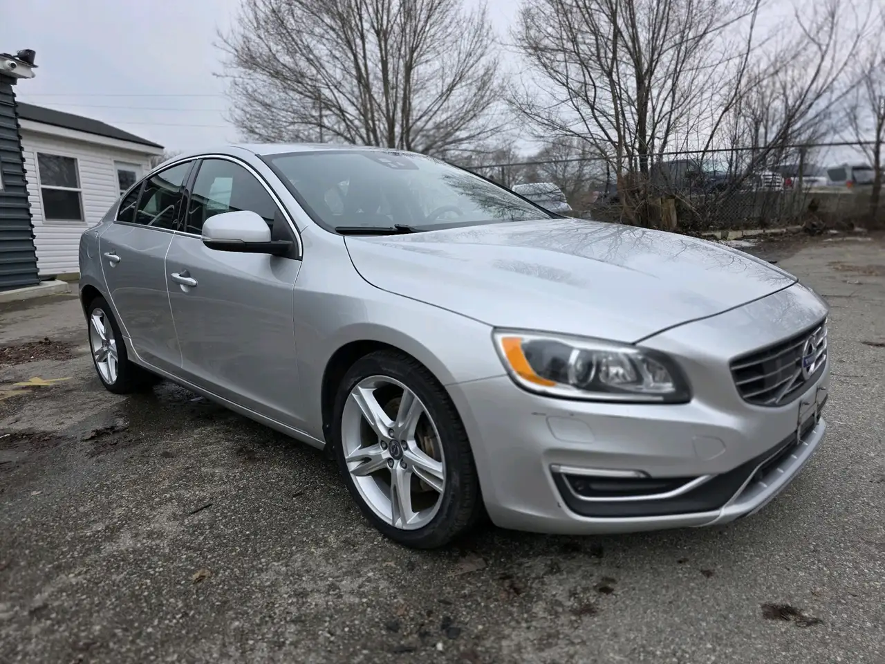Volvo S60 снимка Volvo S60