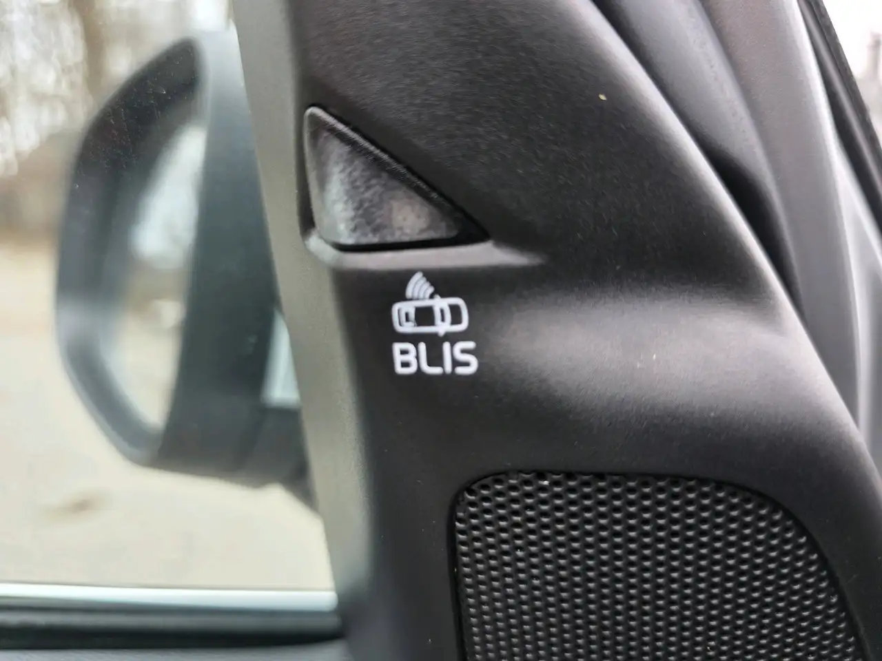 Volvo S60 снимка Volvo S60