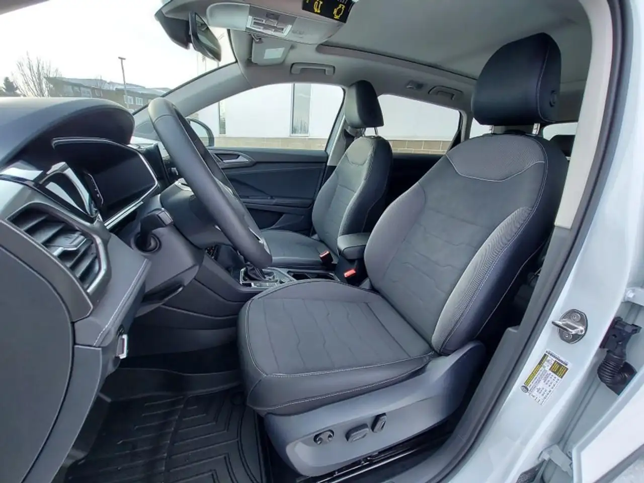 Volkswagen Taos снимка Volkswagen Taos