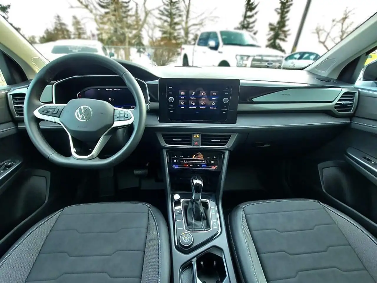 Volkswagen Taos снимка Volkswagen Taos