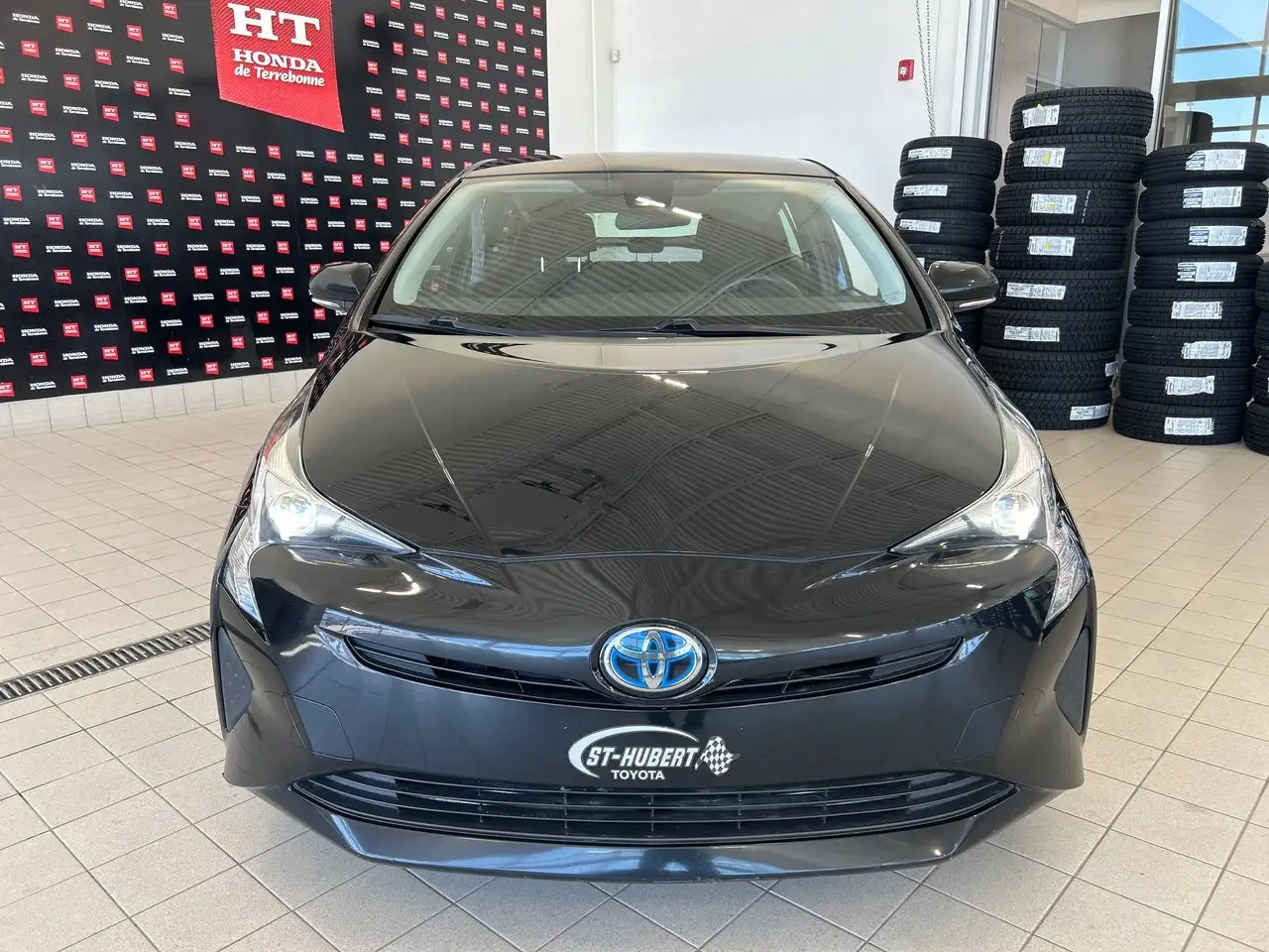 Toyota Prius снимка Toyota Prius