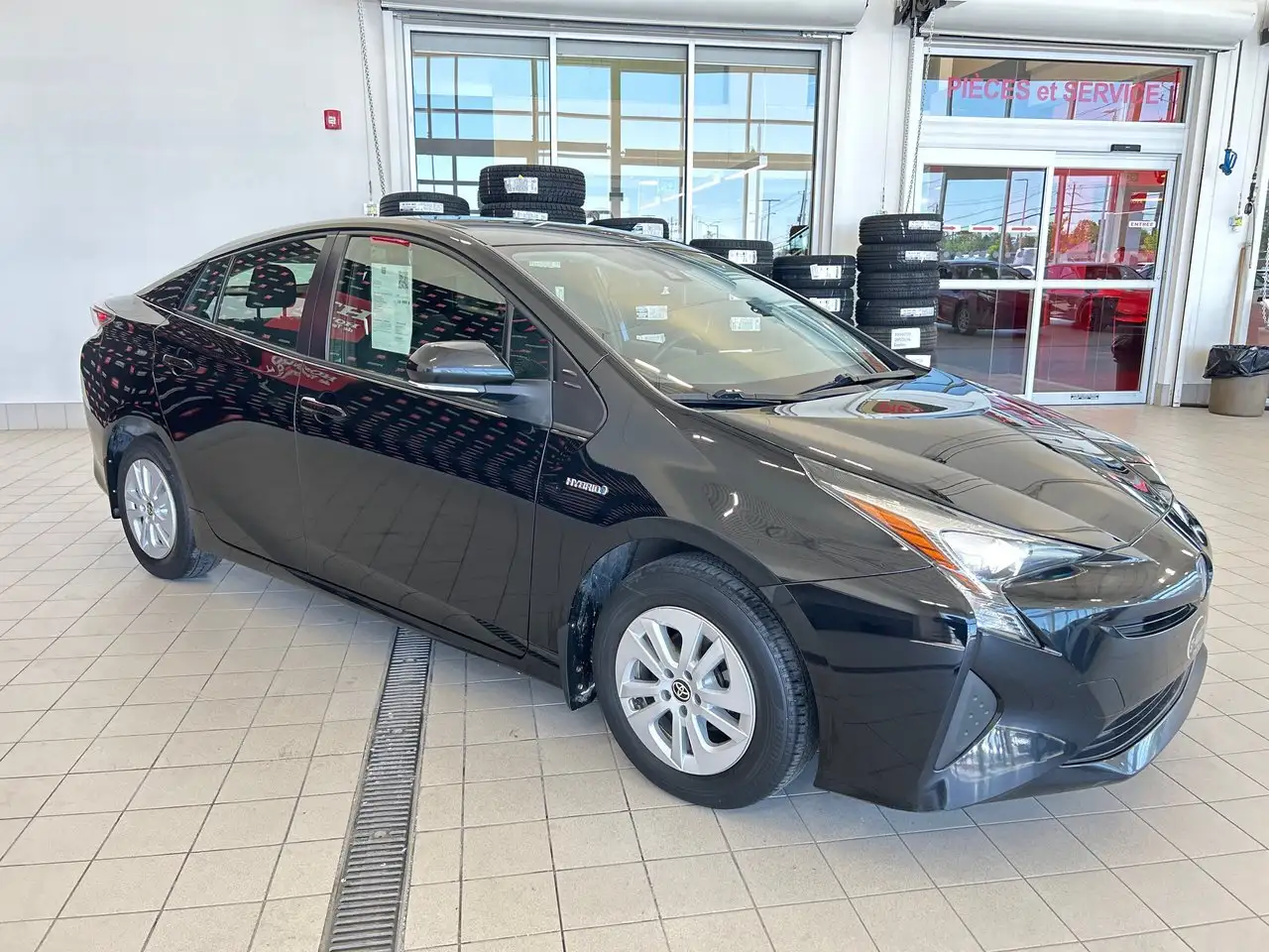 Toyota Prius снимка Toyota Prius