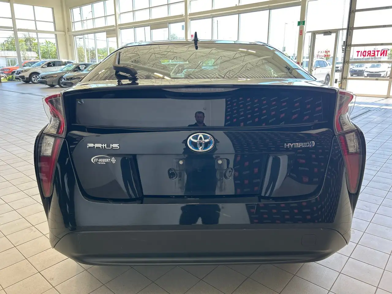 Toyota Prius снимка Toyota Prius