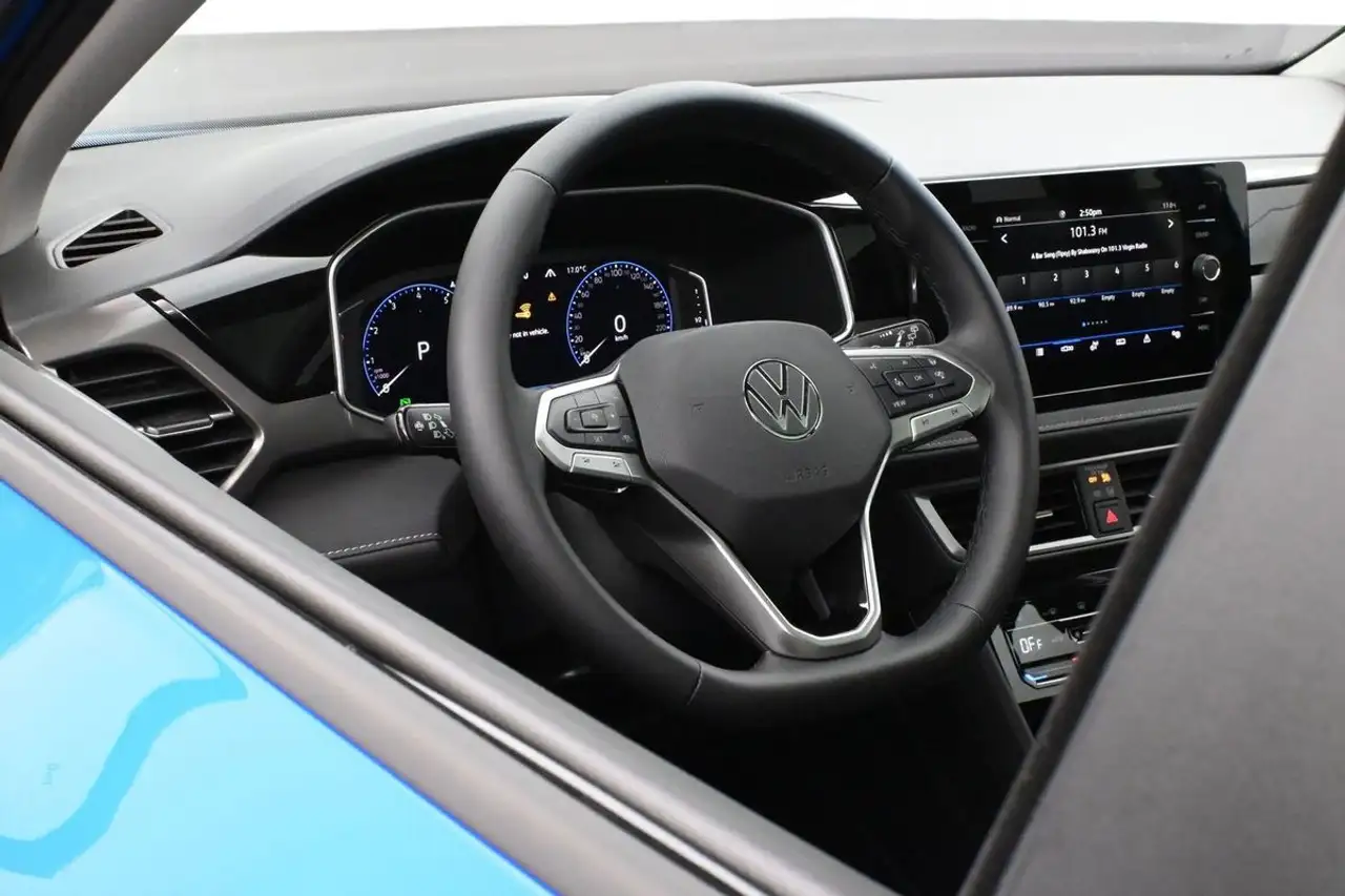 Volkswagen Taos снимка Volkswagen Taos