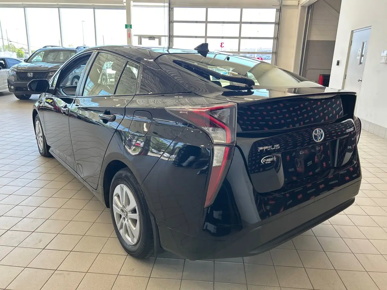 Toyota Prius снимка Toyota Prius