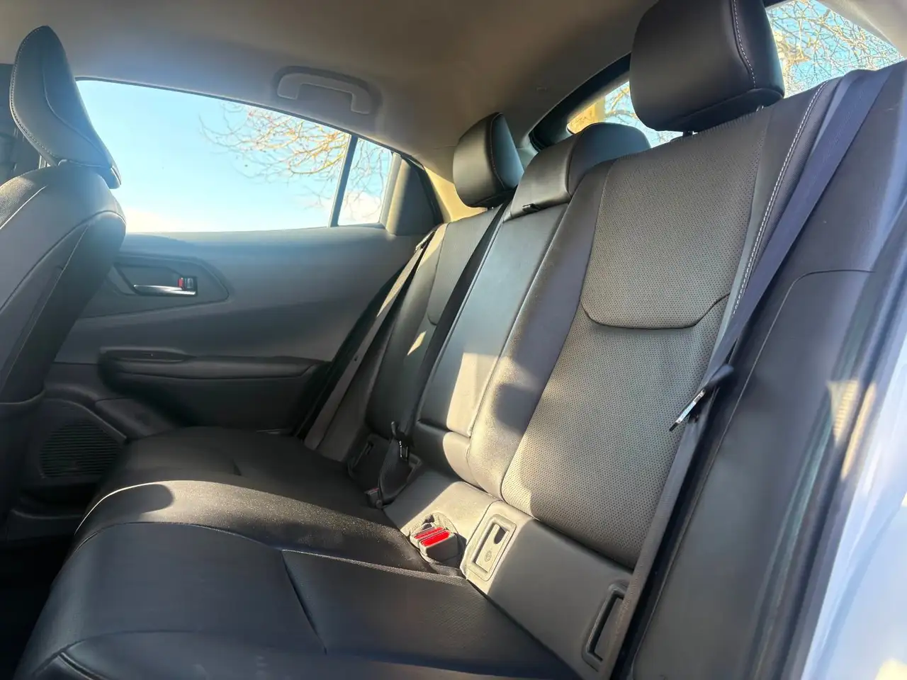 Toyota Prius снимка Toyota Prius