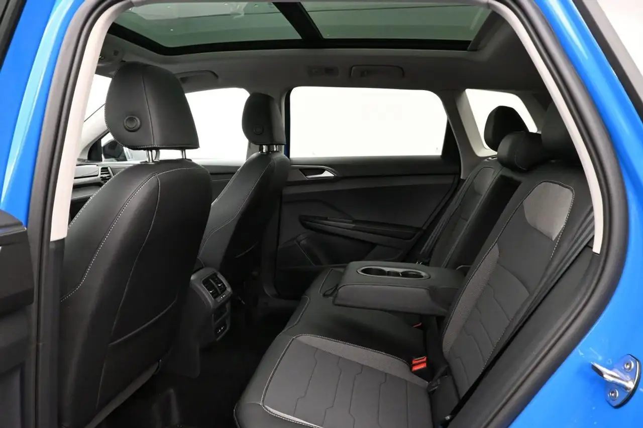Volkswagen Taos снимка Volkswagen Taos