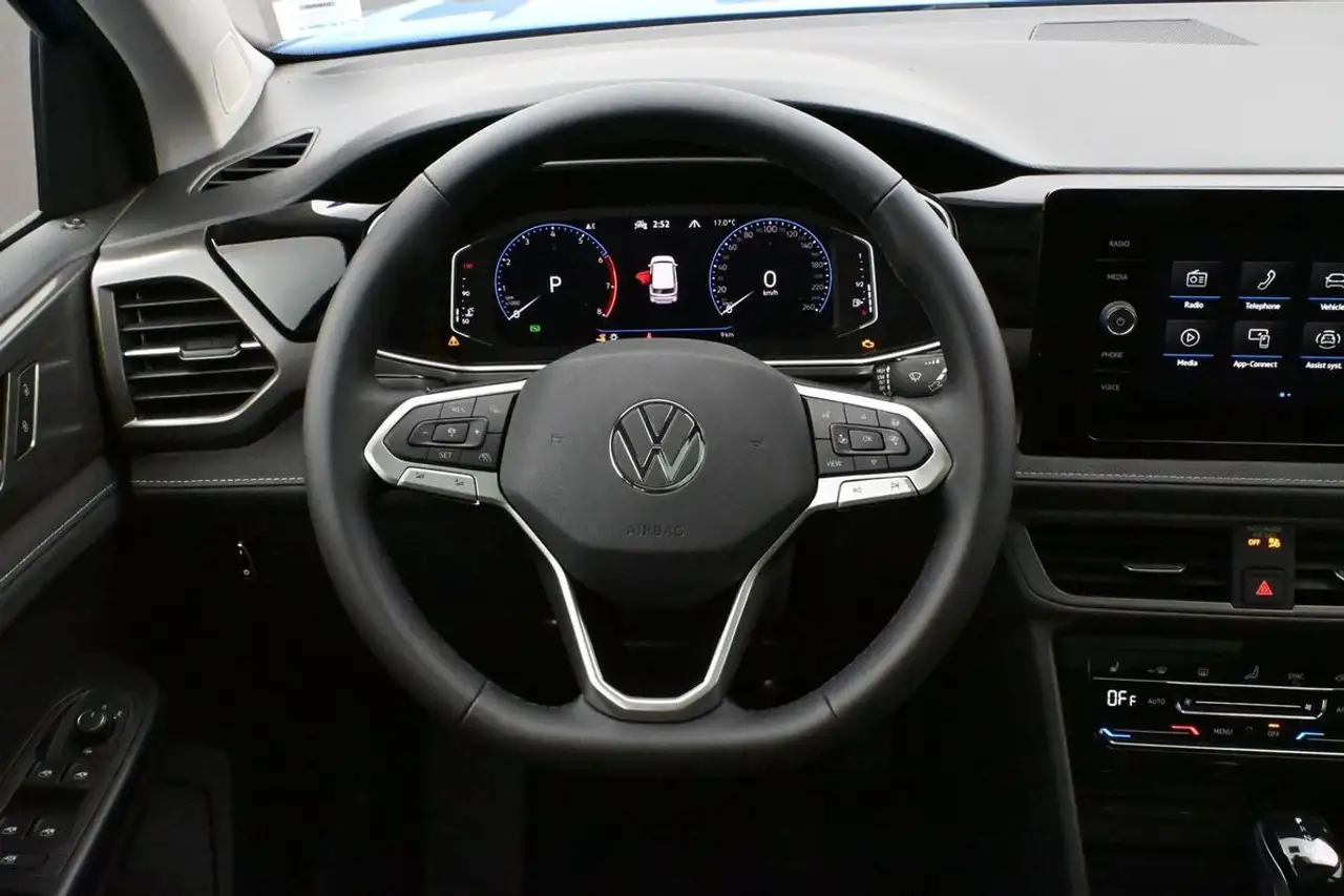 Volkswagen Taos снимка Volkswagen Taos