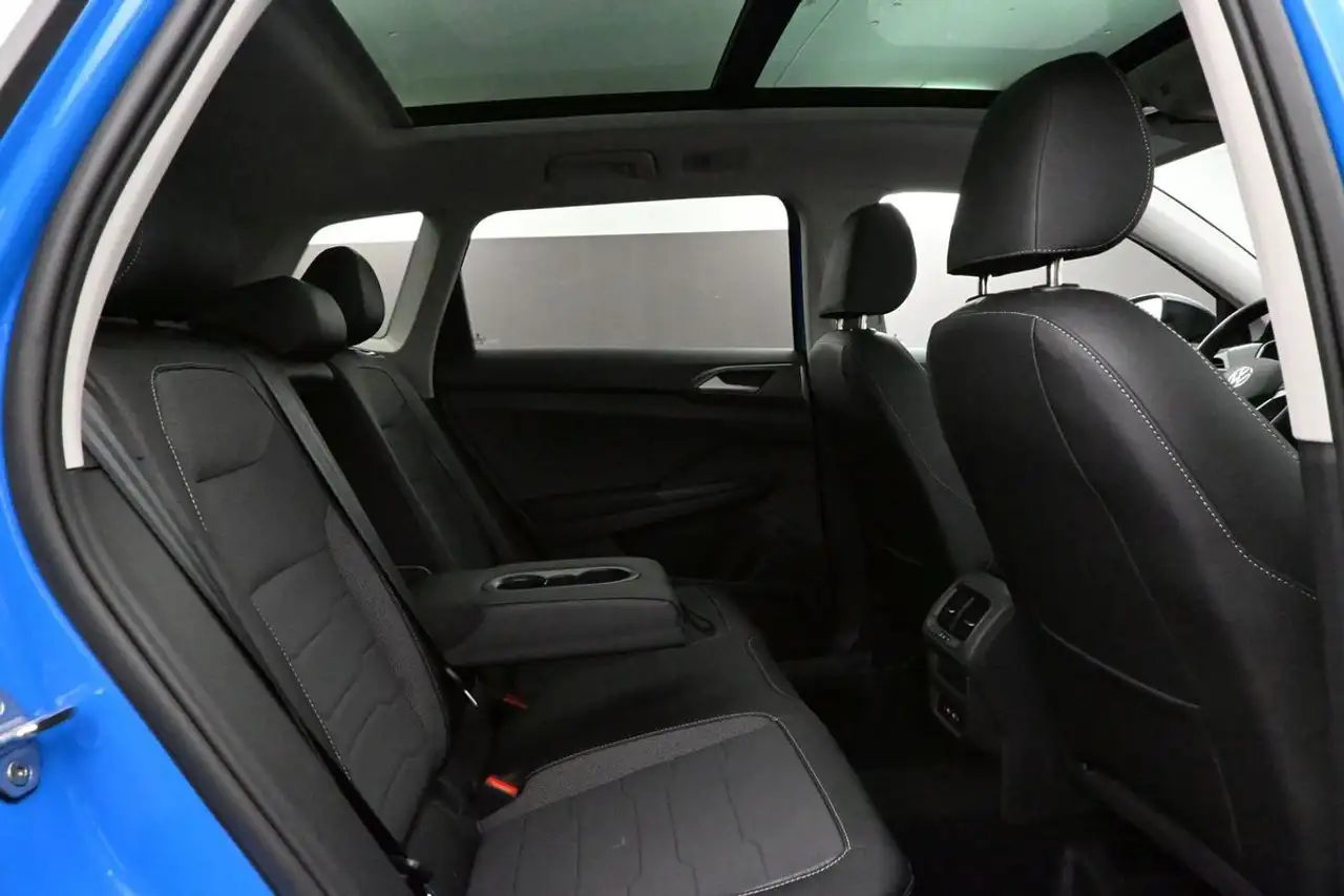 Volkswagen Taos снимка Volkswagen Taos