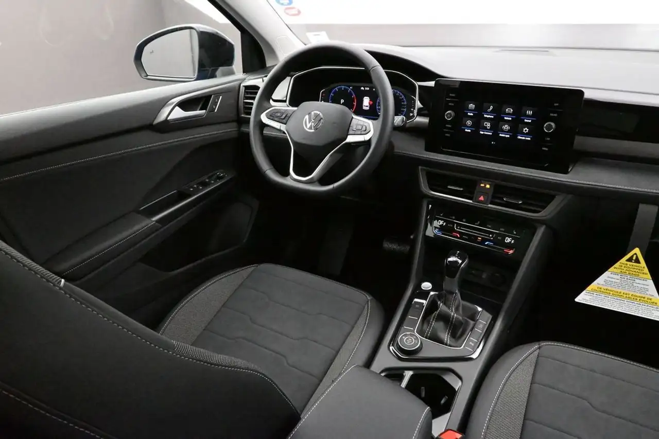 Volkswagen Taos снимка Volkswagen Taos