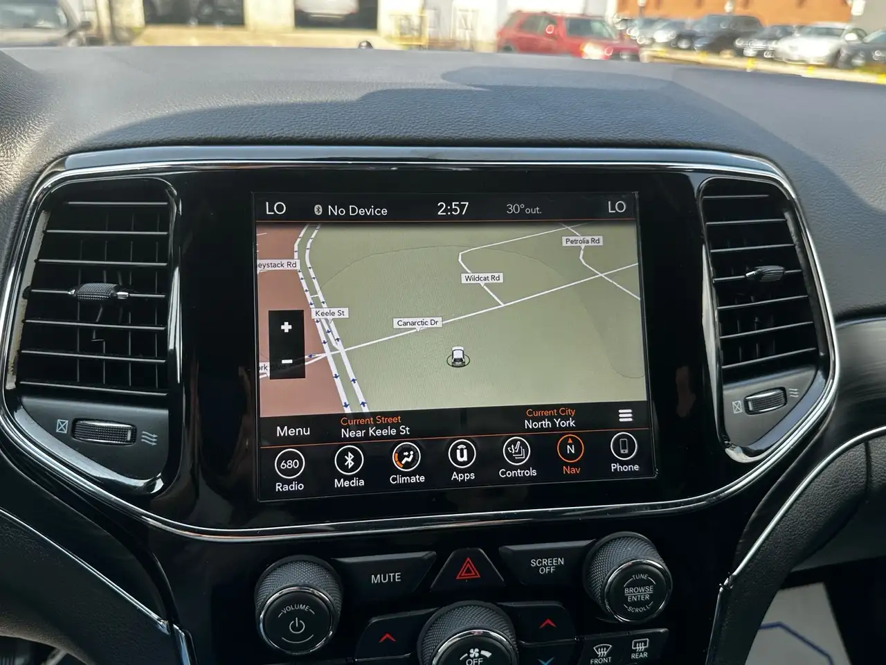 Jeep Grand Cherokee снимка Jeep Grand Cherokee