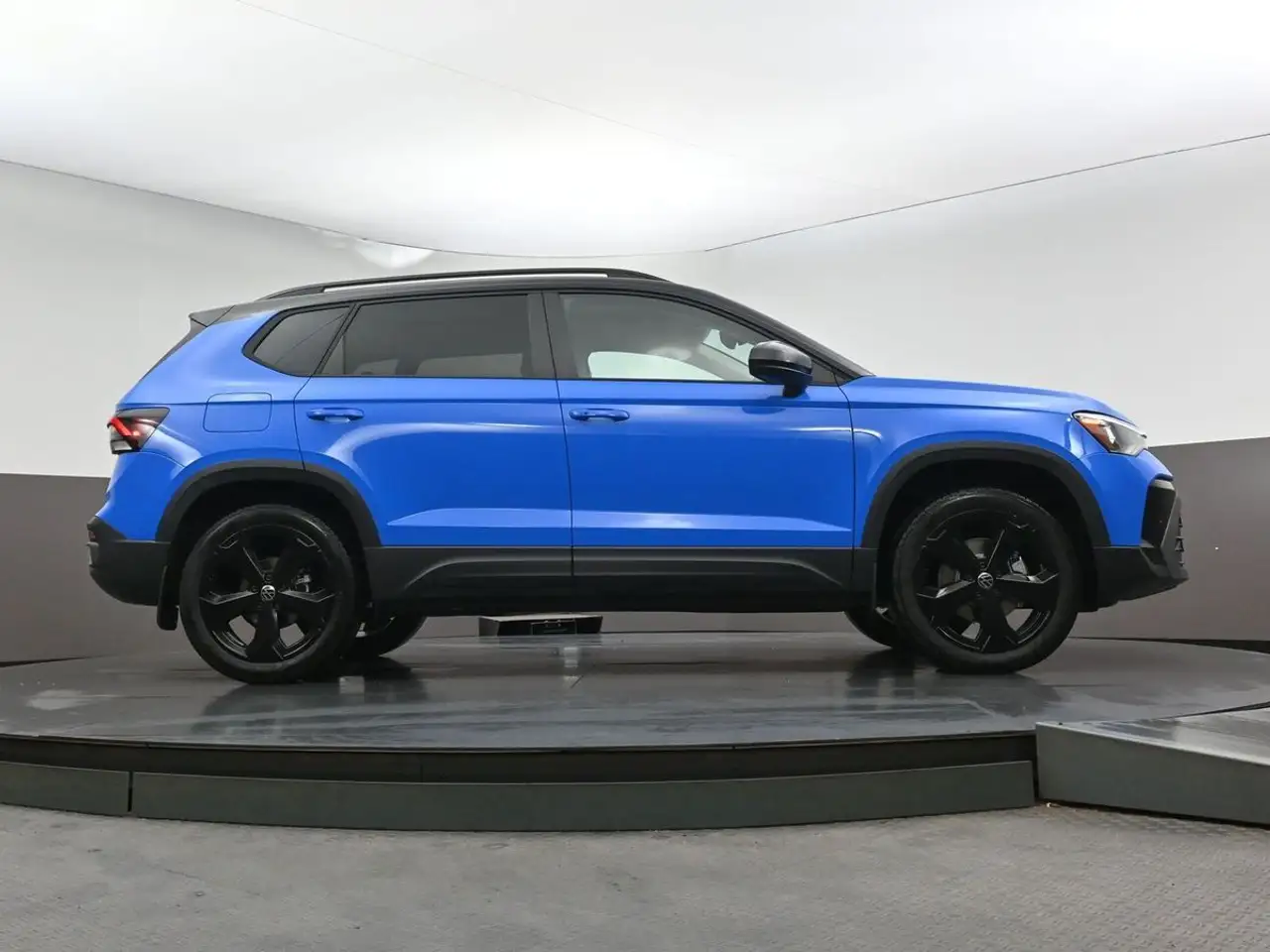 Volkswagen Taos снимка Volkswagen Taos