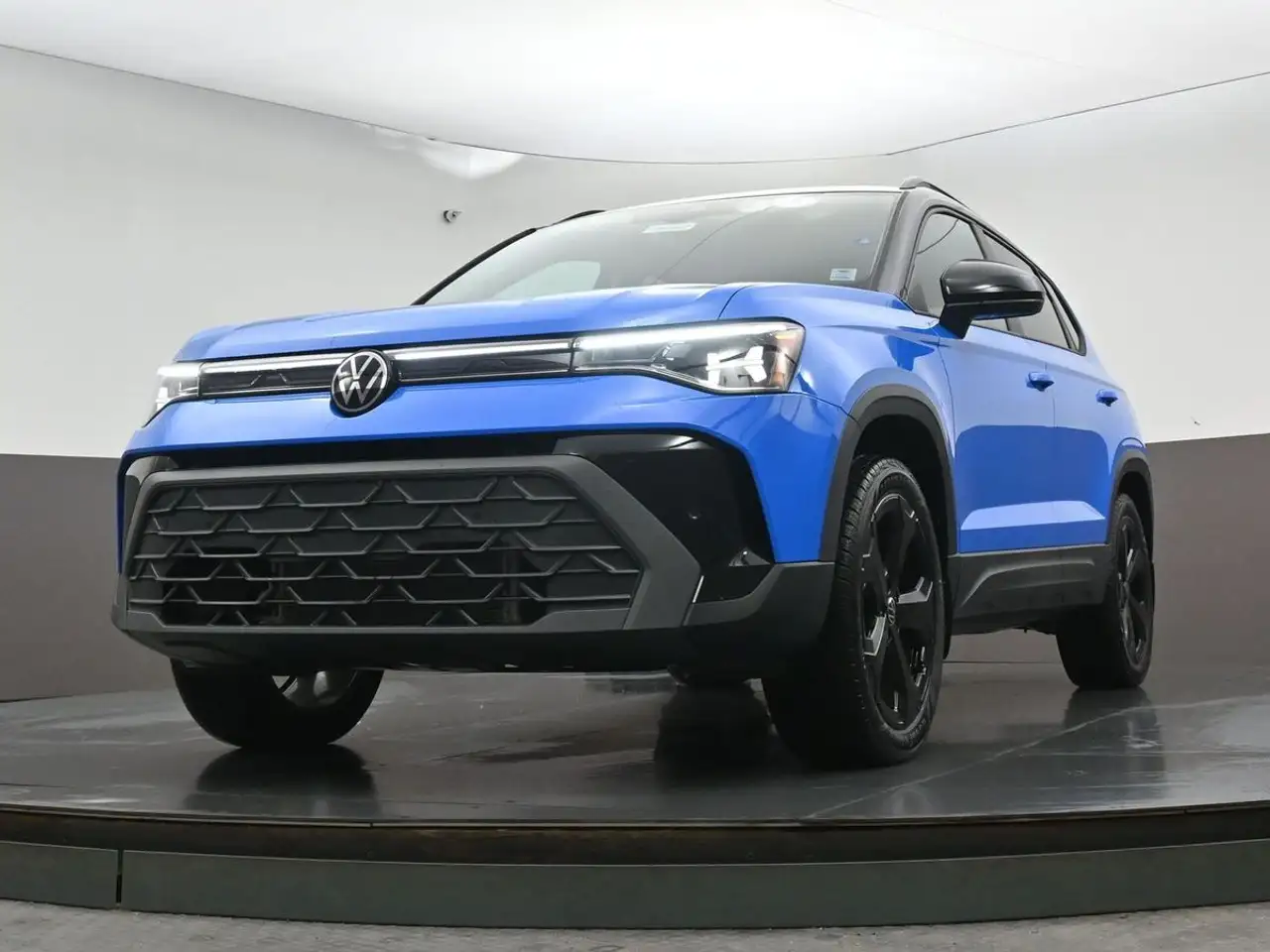 Volkswagen Taos снимка Volkswagen Taos