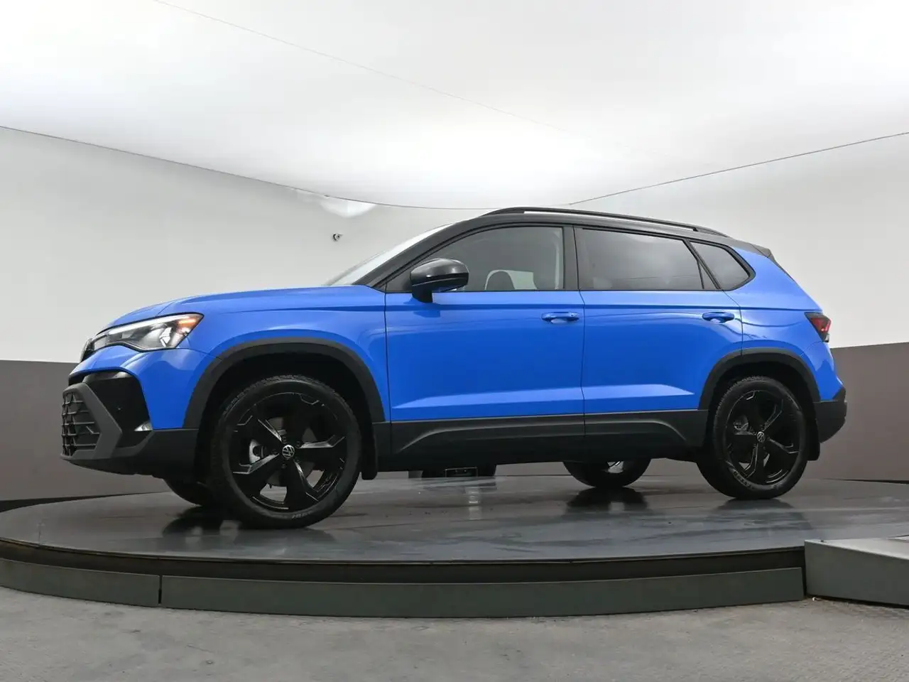 Volkswagen Taos снимка Volkswagen Taos