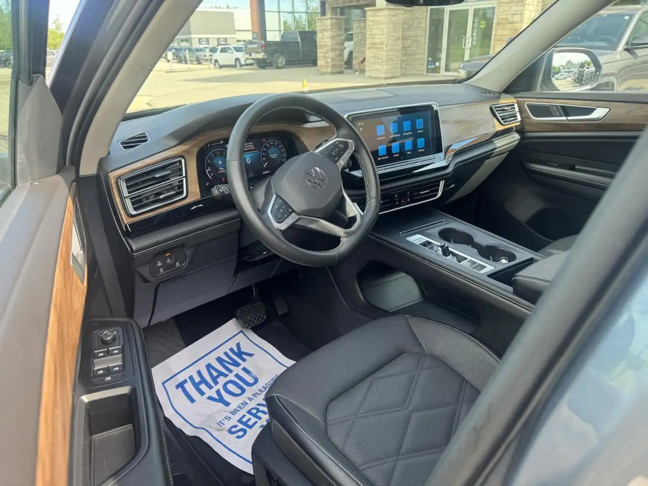 Volkswagen Atlas photo Volkswagen Atlas
